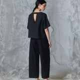 YANAGI TOP ESPALDA V NEGRO